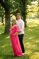Matthew and Caroline Maternity | Summer 2022